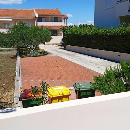 Apartments Tomas Betina  Exterior photo